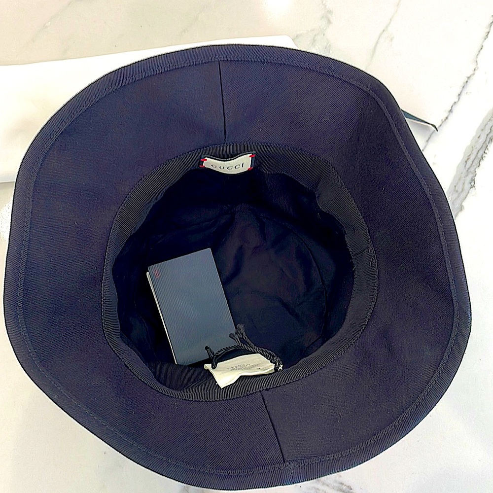 Gucci Logo Bucket Hat - Picture 5 of 9